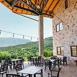 Gle-alb Agrotourism Otel Tepelene