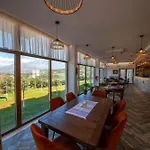 Gle-alb Agrotourism Otel
