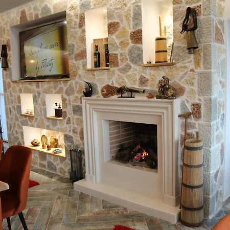 Gle-alb Agrotourism 4* Tepelena