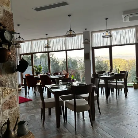 Gle-alb Agrotourism Tepelena