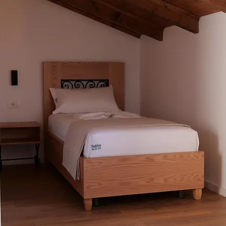 Gle-alb Agrotourism Hotel Tepelene