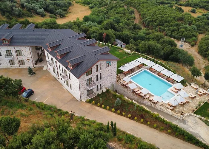 Отель Gle-alb Agrotourism