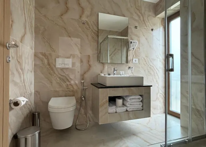 Gle-alb Agrotourism Hotel