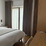 Ξενοδοχείο Gle-alb Agrotourism 4*