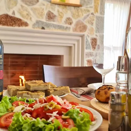 Gle-alb Agrotourism Hotel Tepelene