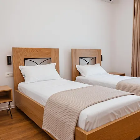 Hotel Gle-alb Agrotourism 4*