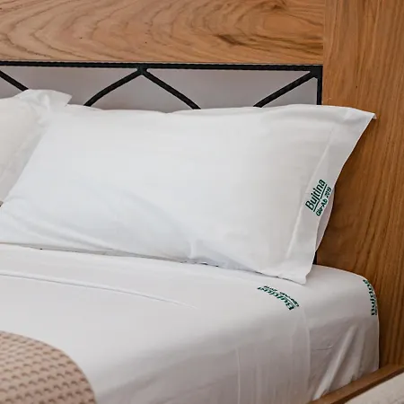 Gle-alb Agrotourism Hotel