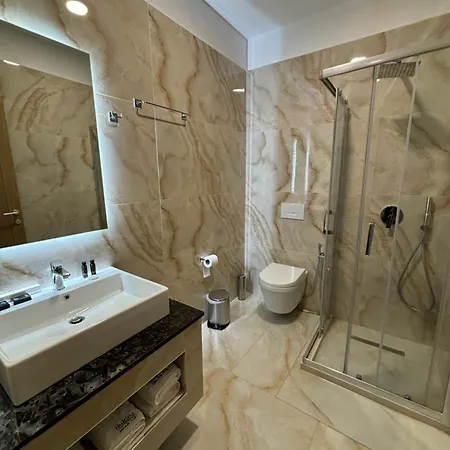 Gle-alb Agrotourism Hotel Tepelene