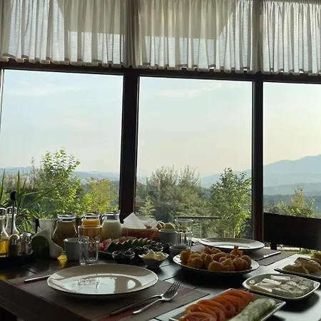 Hotel Gle-alb Agrotourism Tepelene