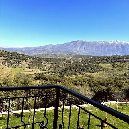 Gle-alb Agrotourism Hotel