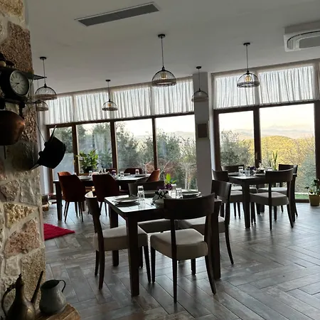 Gle-alb Agrotourism Tepelene