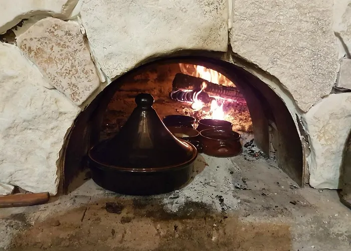 Gle-alb Agrotourism 호텔