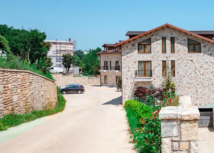 Gle-alb Agrotourism 4*