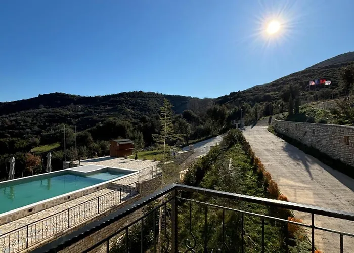 호텔 Gle-alb Agrotourism 4*