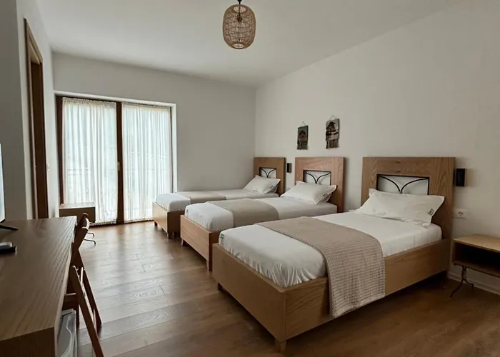 Gle-alb Agrotourism 4* Tepelenë